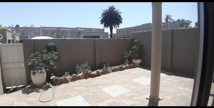 3 Bedroom Property for Sale in Eden Glen Gauteng