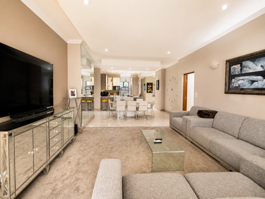 To Let 3 Bedroom Property for Rent in Morningside Gauteng