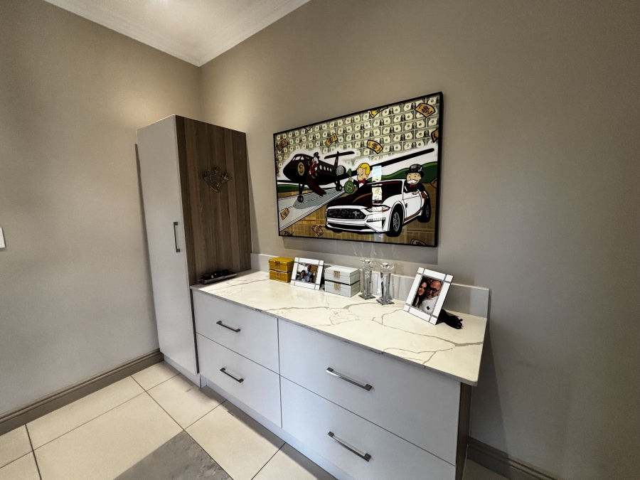 To Let 3 Bedroom Property for Rent in Morningside Gauteng