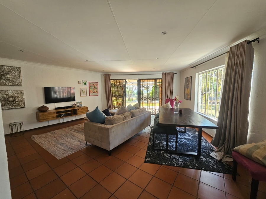 To Let 3 Bedroom Property for Rent in Austinview Gauteng