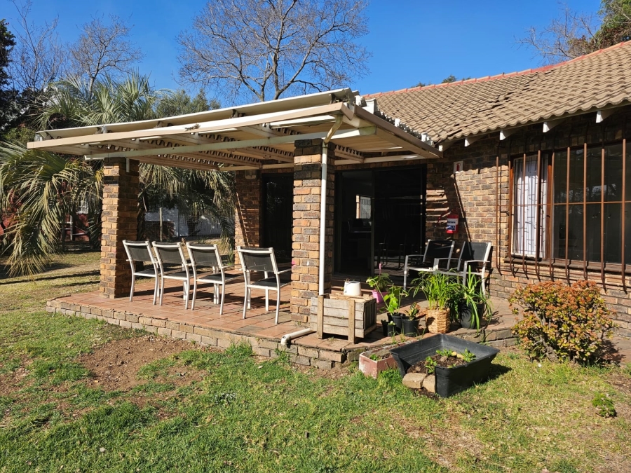 To Let 3 Bedroom Property for Rent in Austinview Gauteng