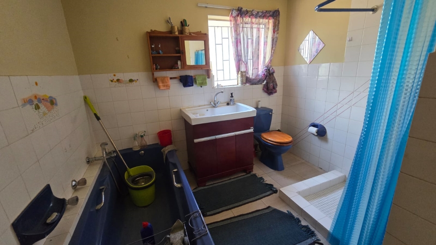 4 Bedroom Property for Sale in Elandspark Gauteng