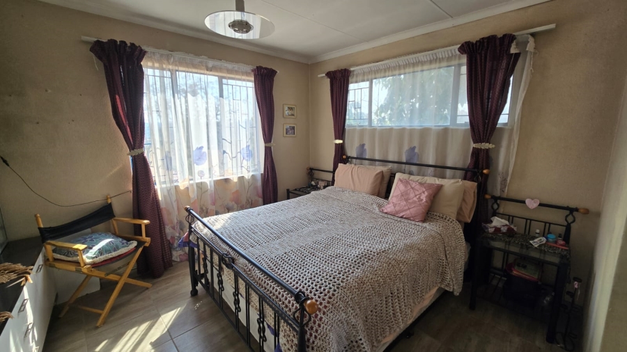 4 Bedroom Property for Sale in Elandspark Gauteng