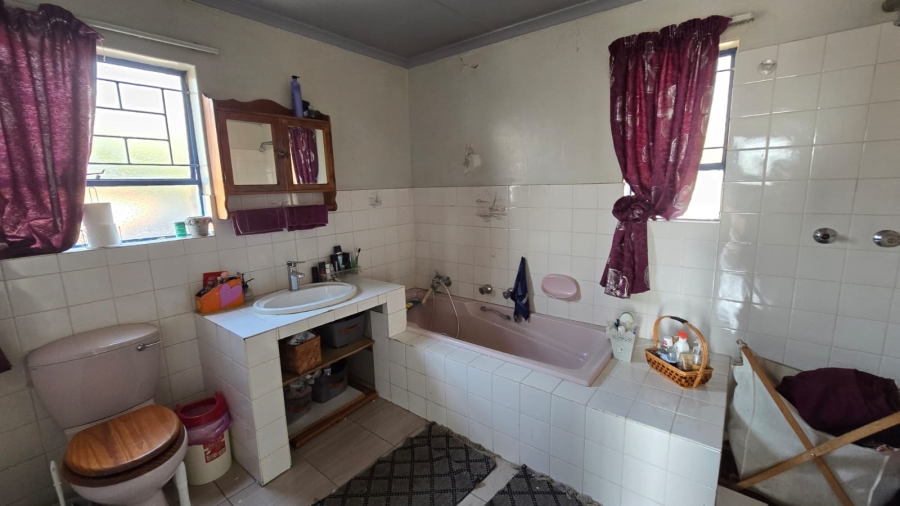 4 Bedroom Property for Sale in Elandspark Gauteng