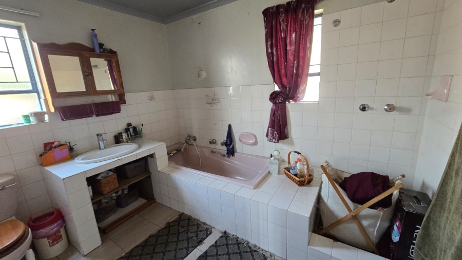 4 Bedroom Property for Sale in Elandspark Gauteng