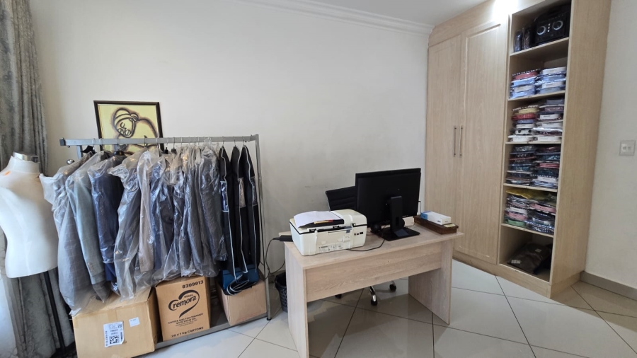 4 Bedroom Property for Sale in South Crest Gauteng