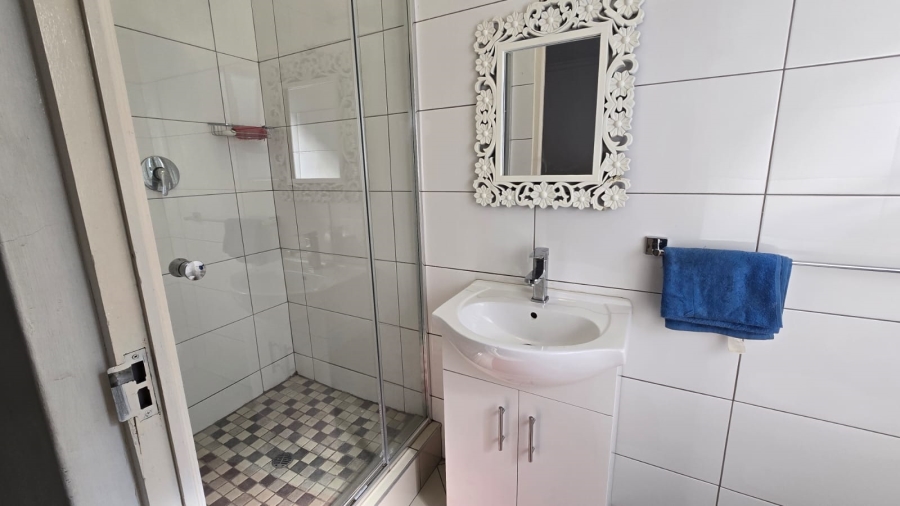 4 Bedroom Property for Sale in South Crest Gauteng
