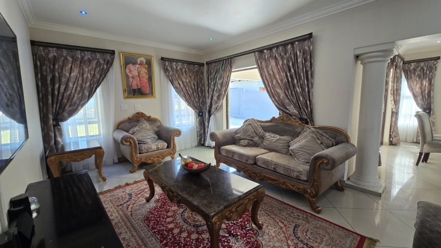 4 Bedroom Property for Sale in South Crest Gauteng