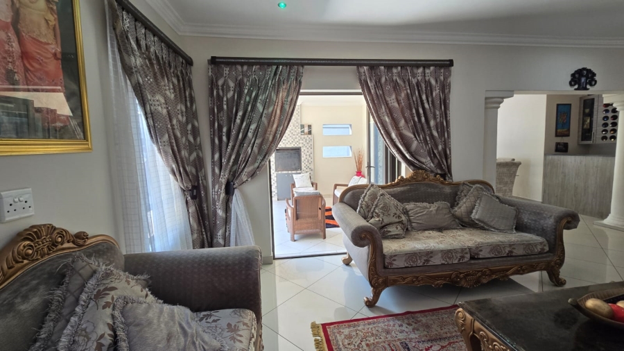 4 Bedroom Property for Sale in South Crest Gauteng