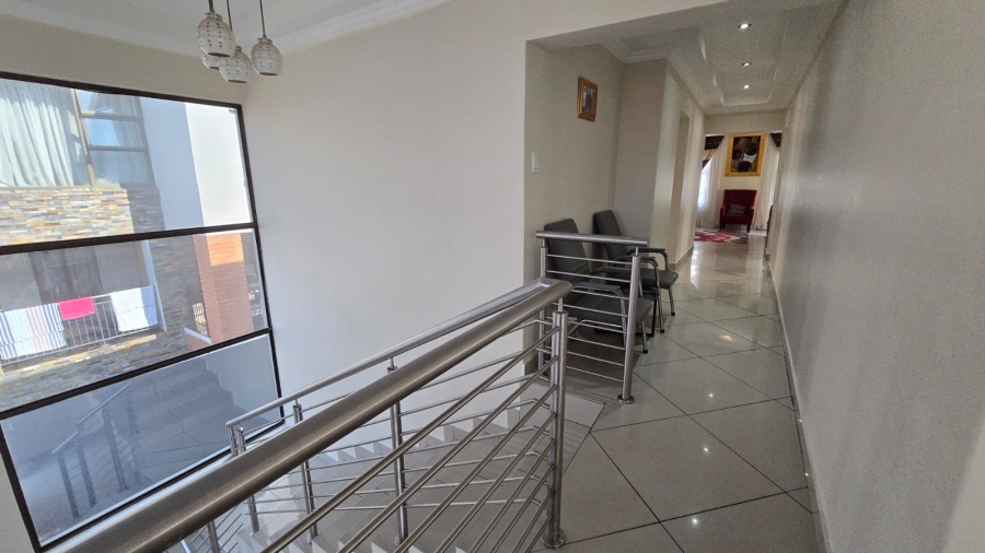 4 Bedroom Property for Sale in South Crest Gauteng