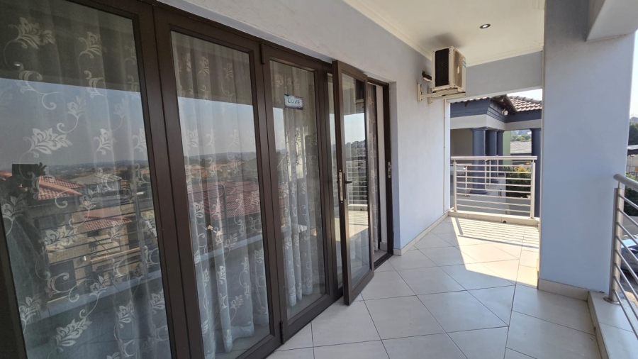 4 Bedroom Property for Sale in South Crest Gauteng