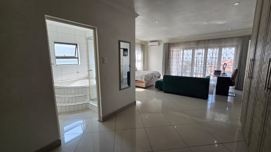 4 Bedroom Property for Sale in South Crest Gauteng