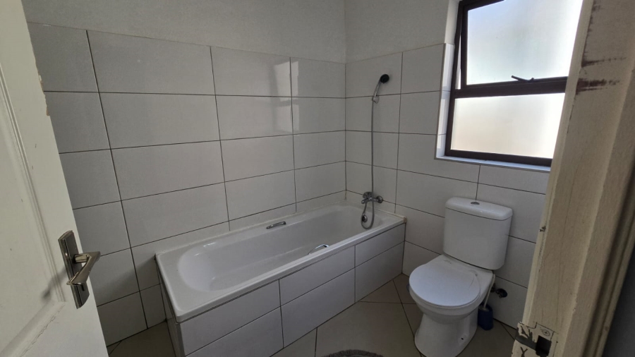 4 Bedroom Property for Sale in South Crest Gauteng