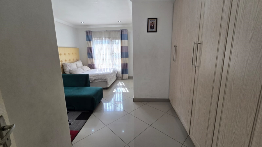 4 Bedroom Property for Sale in South Crest Gauteng