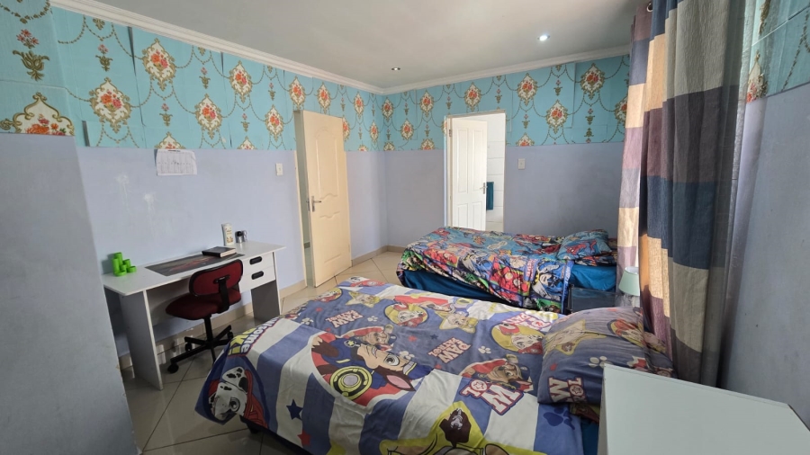 4 Bedroom Property for Sale in South Crest Gauteng