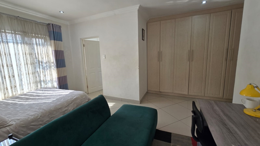4 Bedroom Property for Sale in South Crest Gauteng