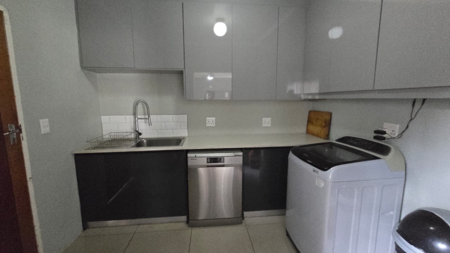 4 Bedroom Property for Sale in Verwoerdpark Gauteng