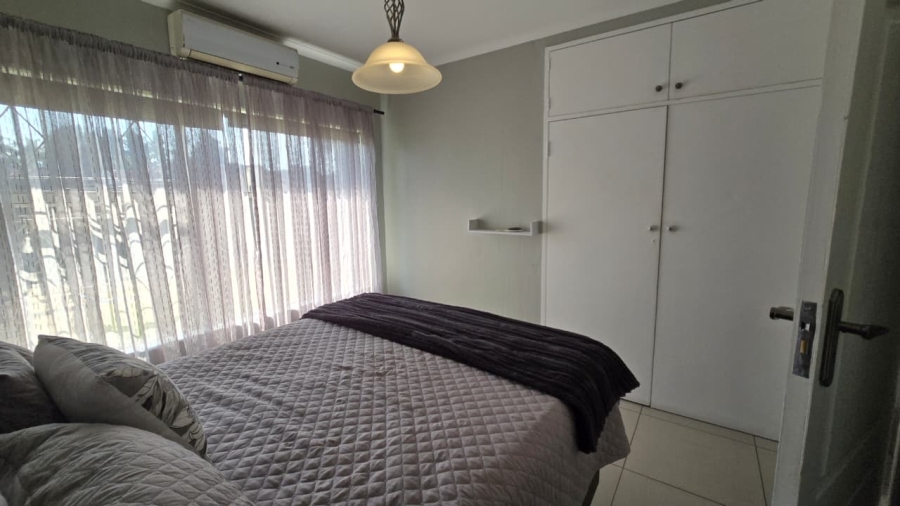 4 Bedroom Property for Sale in Verwoerdpark Gauteng