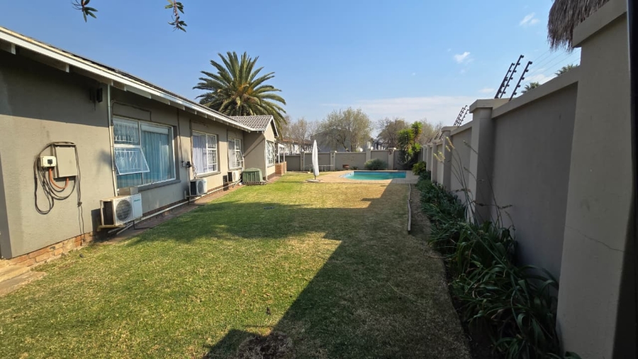 4 Bedroom Property for Sale in Verwoerdpark Gauteng