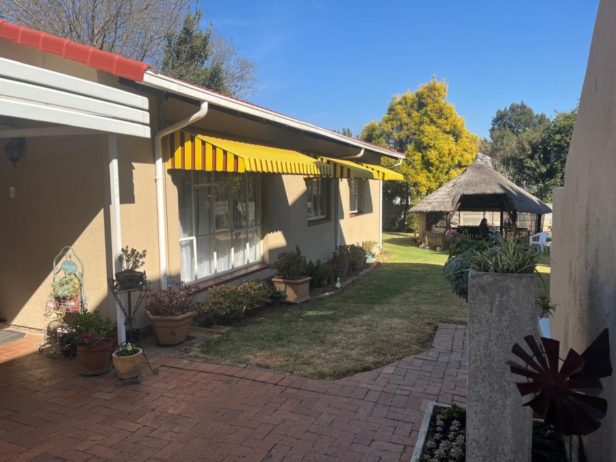 3 Bedroom Property for Sale in Brackendowns Gauteng