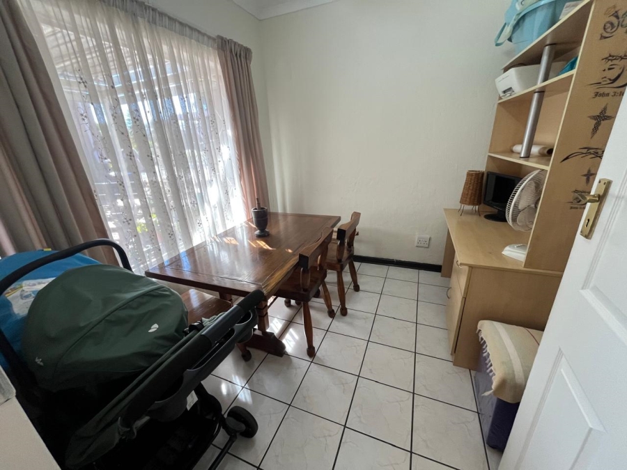 3 Bedroom Property for Sale in Brackendowns Gauteng