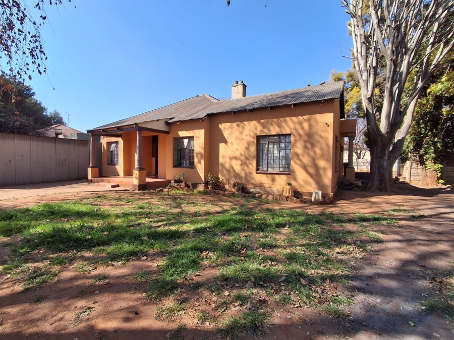 5 Bedroom Property for Sale in Brakpan Central Gauteng