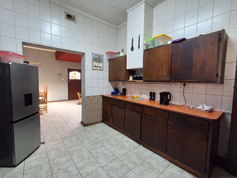 5 Bedroom Property for Sale in Brakpan Central Gauteng