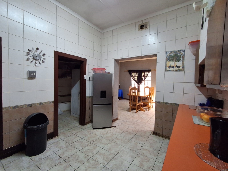 5 Bedroom Property for Sale in Brakpan Central Gauteng