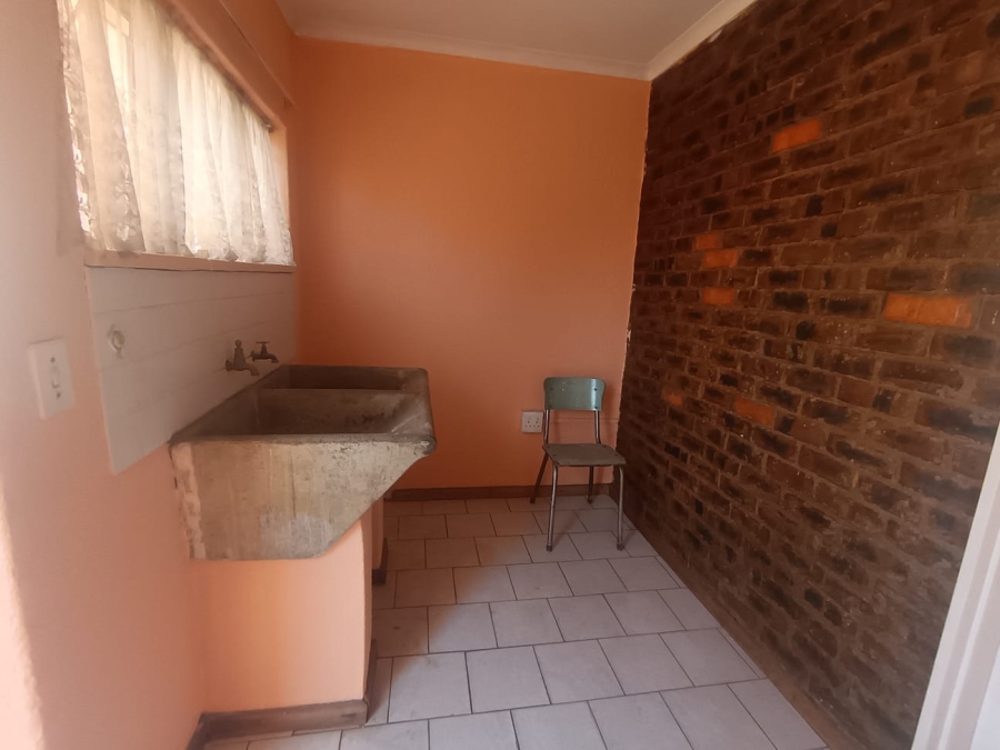 To Let 3 Bedroom Property for Rent in Brakpan Central Gauteng