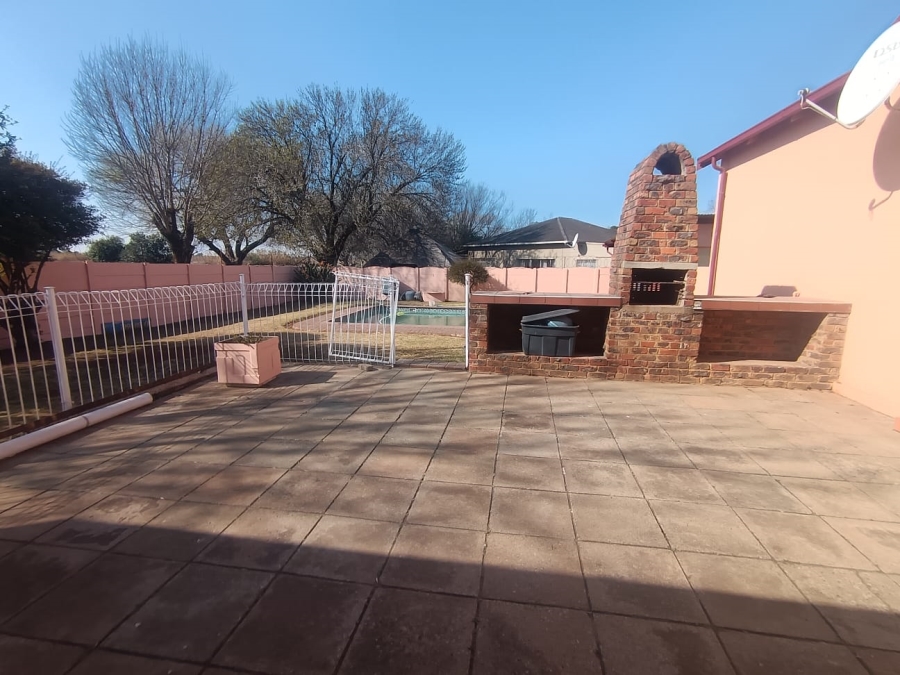 To Let 3 Bedroom Property for Rent in Brakpan Central Gauteng