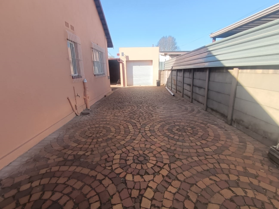 To Let 3 Bedroom Property for Rent in Brakpan Central Gauteng