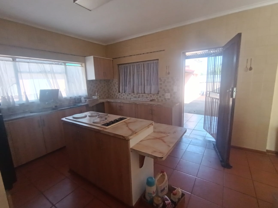 To Let 3 Bedroom Property for Rent in Brakpan Central Gauteng