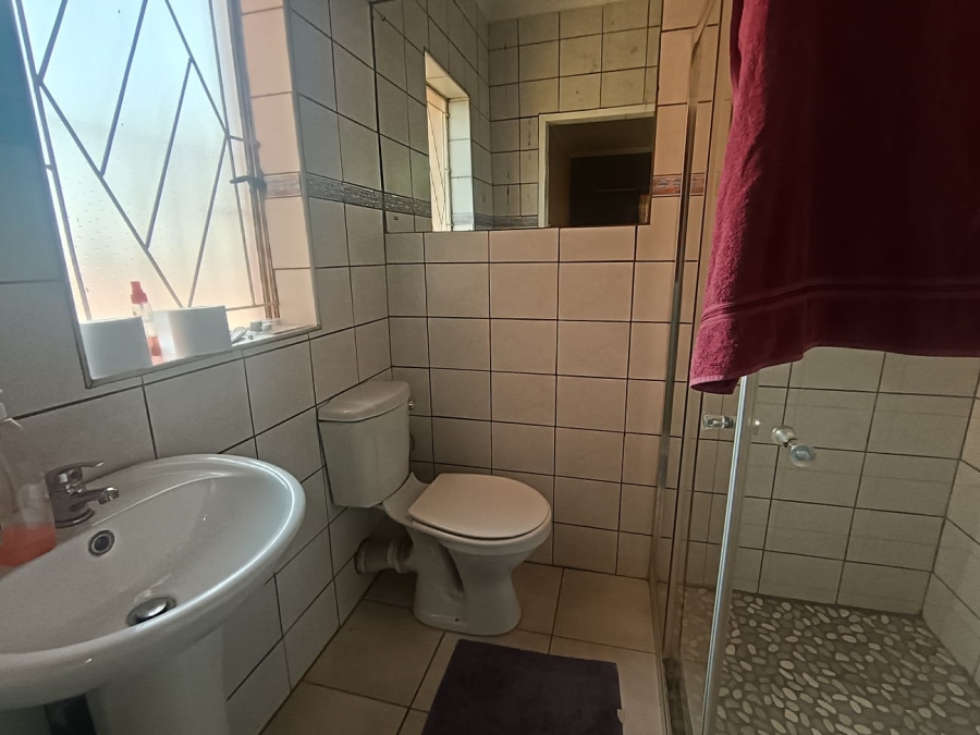 To Let 3 Bedroom Property for Rent in Brakpan Central Gauteng