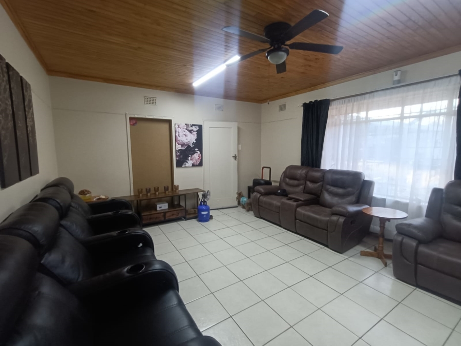 4 Bedroom Property for Sale in Vanderbijlpark CW 5 Gauteng