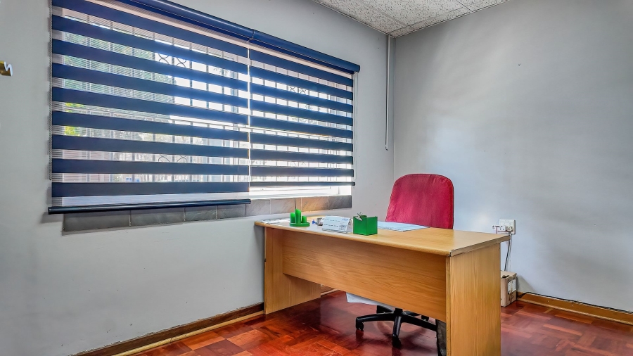 Commercial Property for Sale in Nieuw Muckleneuk Gauteng