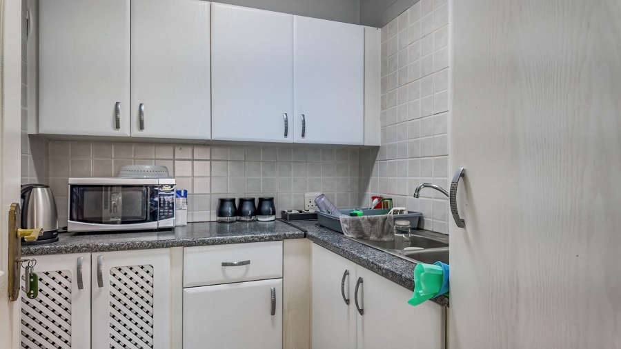 Commercial Property for Sale in Nieuw Muckleneuk Gauteng
