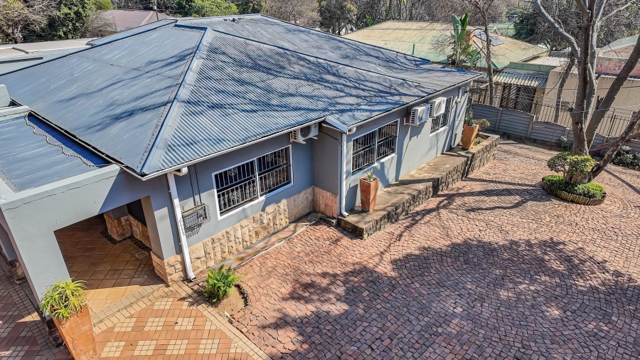 Commercial Property for Sale in Nieuw Muckleneuk Gauteng