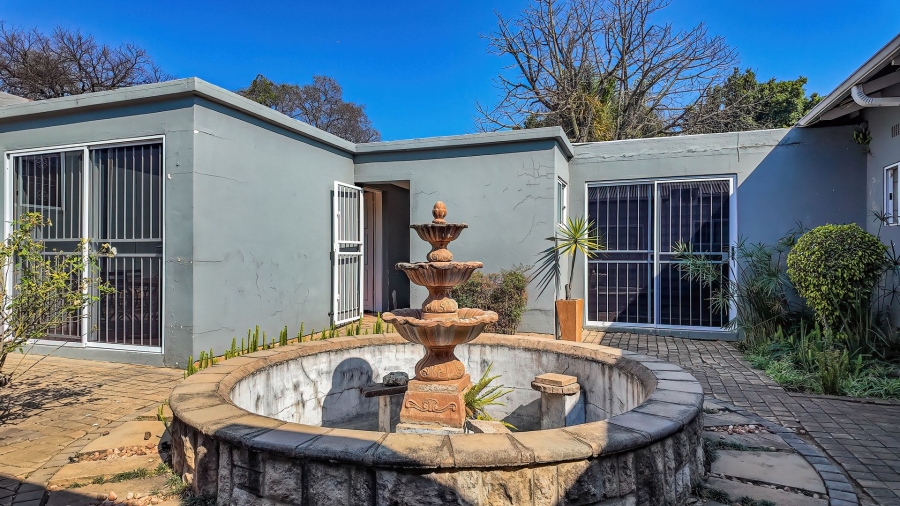 Commercial Property for Sale in Nieuw Muckleneuk Gauteng