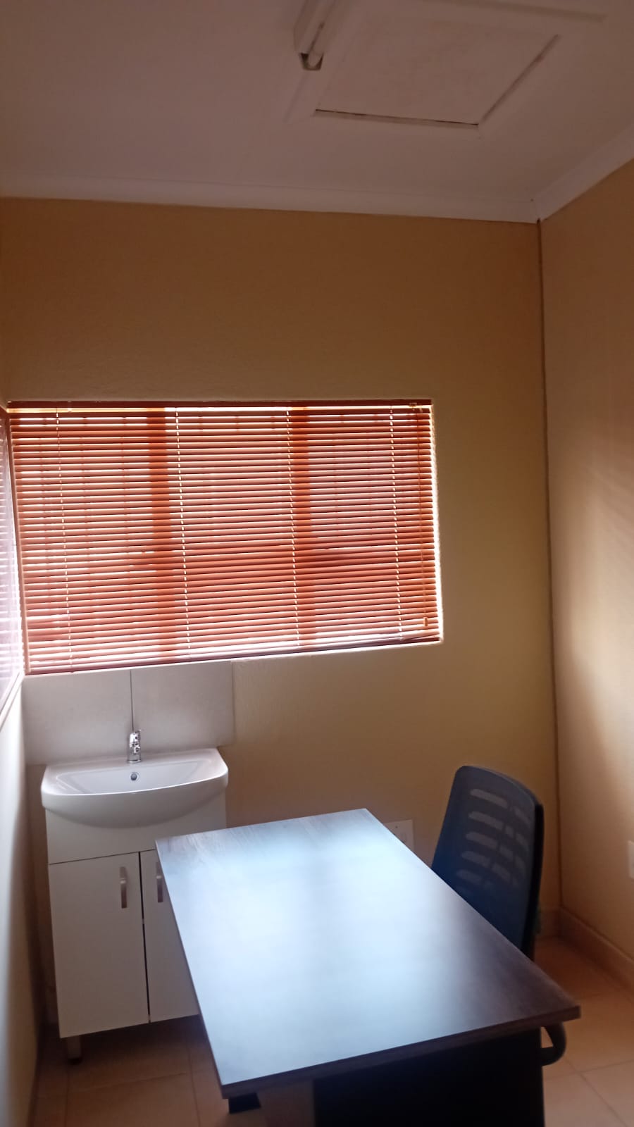 To Let Commercial Property for Rent in Monument Gauteng