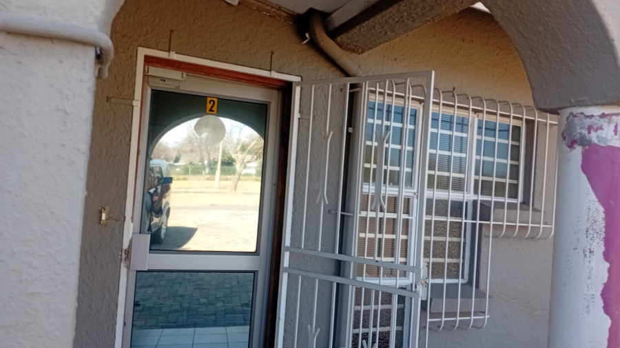 To Let Commercial Property for Rent in Monument Gauteng