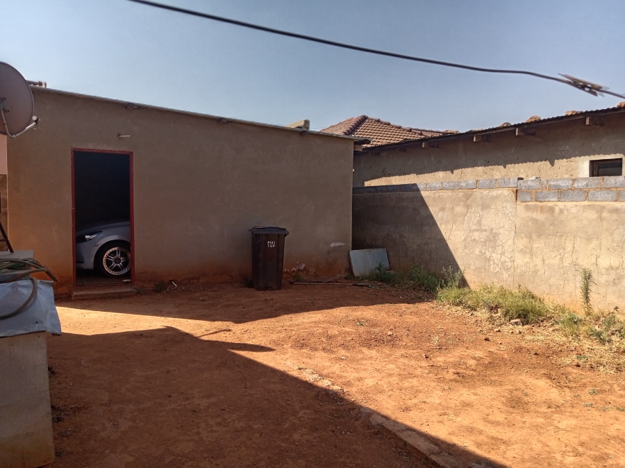 2 Bedroom Property for Sale in Bram Fischerville Gauteng