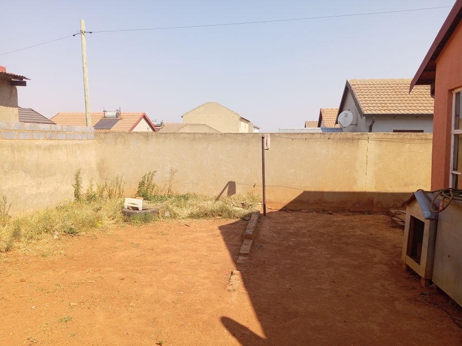 2 Bedroom Property for Sale in Bram Fischerville Gauteng