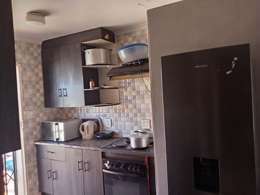 2 Bedroom Property for Sale in Bram Fischerville Gauteng