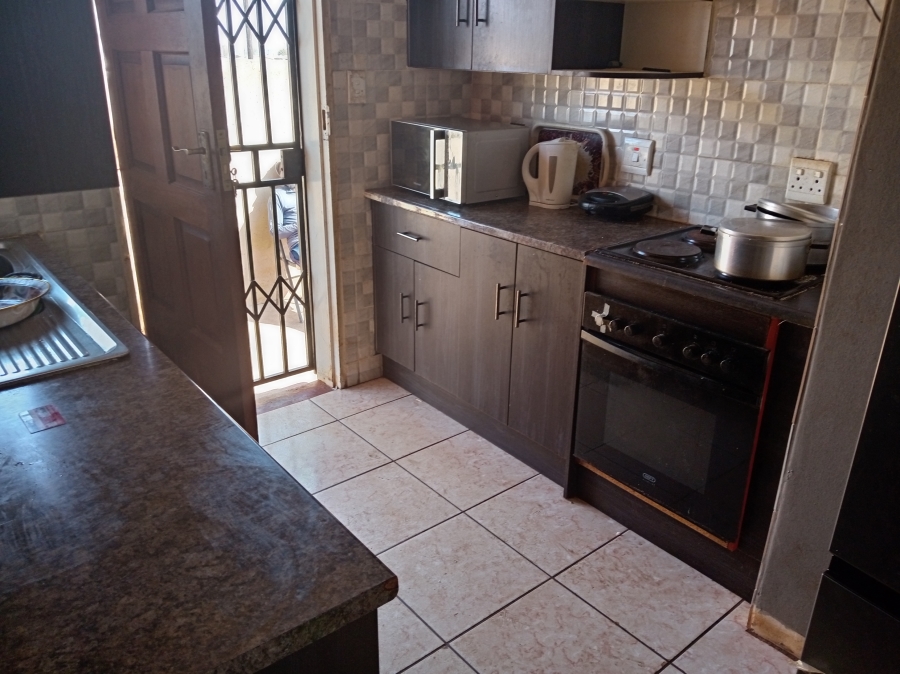 2 Bedroom Property for Sale in Bram Fischerville Gauteng