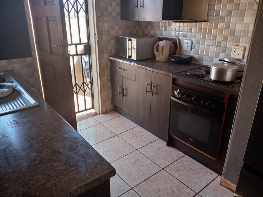 2 Bedroom Property for Sale in Bram Fischerville Gauteng