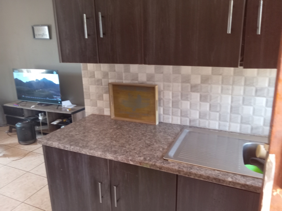 2 Bedroom Property for Sale in Bram Fischerville Gauteng