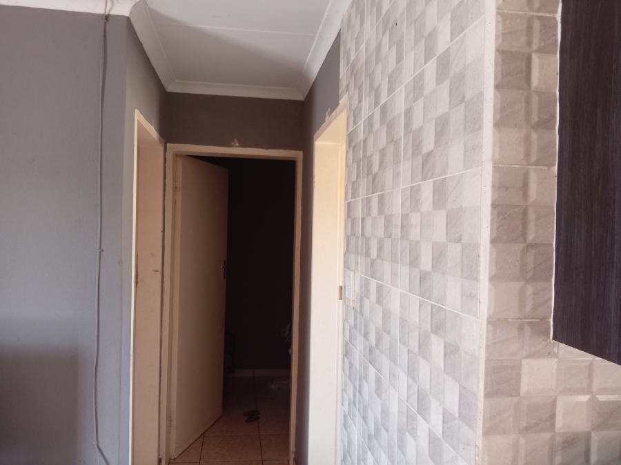 2 Bedroom Property for Sale in Bram Fischerville Gauteng