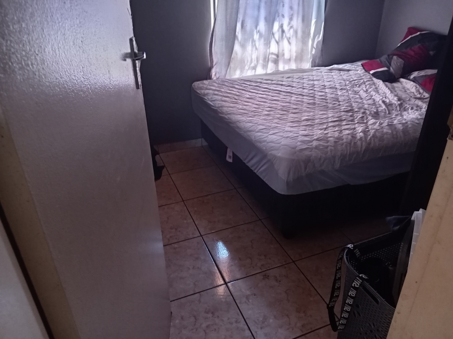 2 Bedroom Property for Sale in Bram Fischerville Gauteng