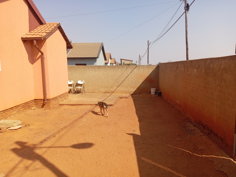 2 Bedroom Property for Sale in Bram Fischerville Gauteng