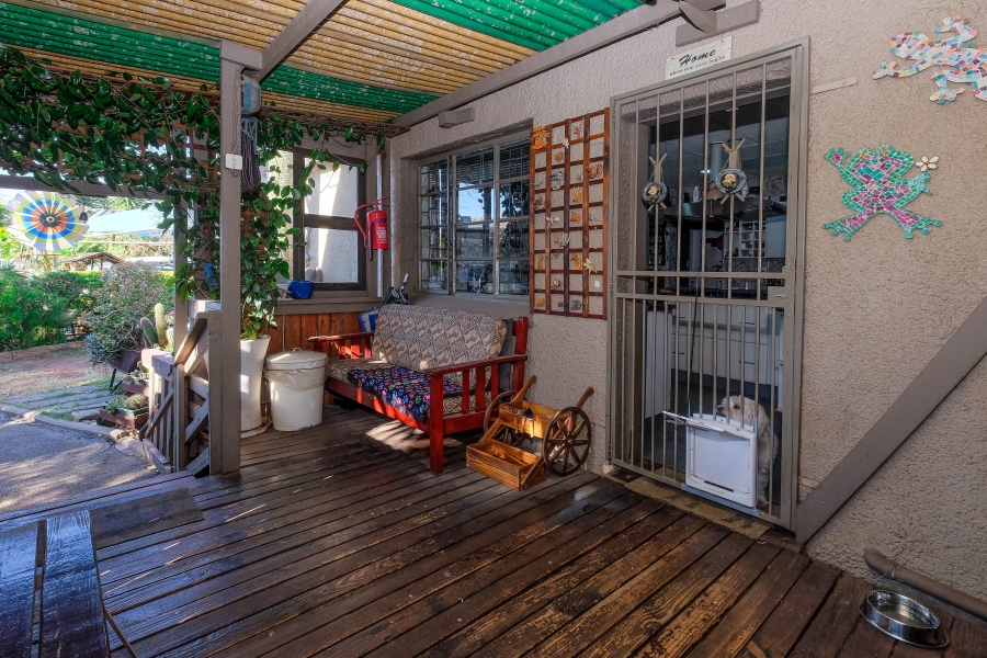 4 Bedroom Property for Sale in Roodepoort West Gauteng